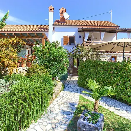 Feriehus Awesome In Risika