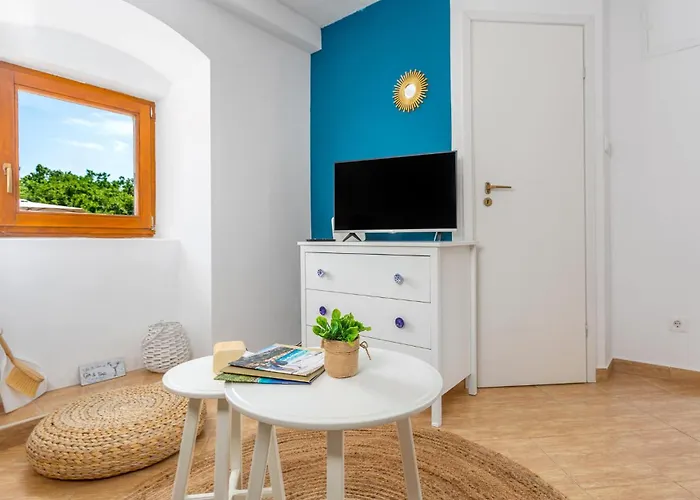 度假居 Awesome In *