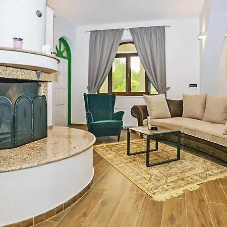 Cozy In With Heated Swimming Pool Feriehus *